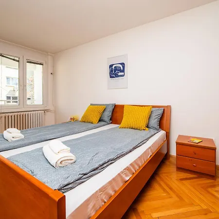 Lejlighed Modern 1 Bdr With Balcony